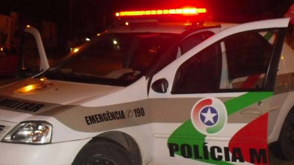 Foragido por homicídio é preso após furto de fios de cobre em Camboriú