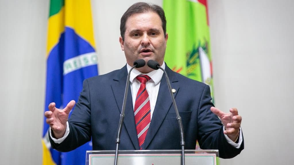 Deputado Sérgio Guimarães denuncia operadora de plano de saúde por não cumprir Lei do Autista