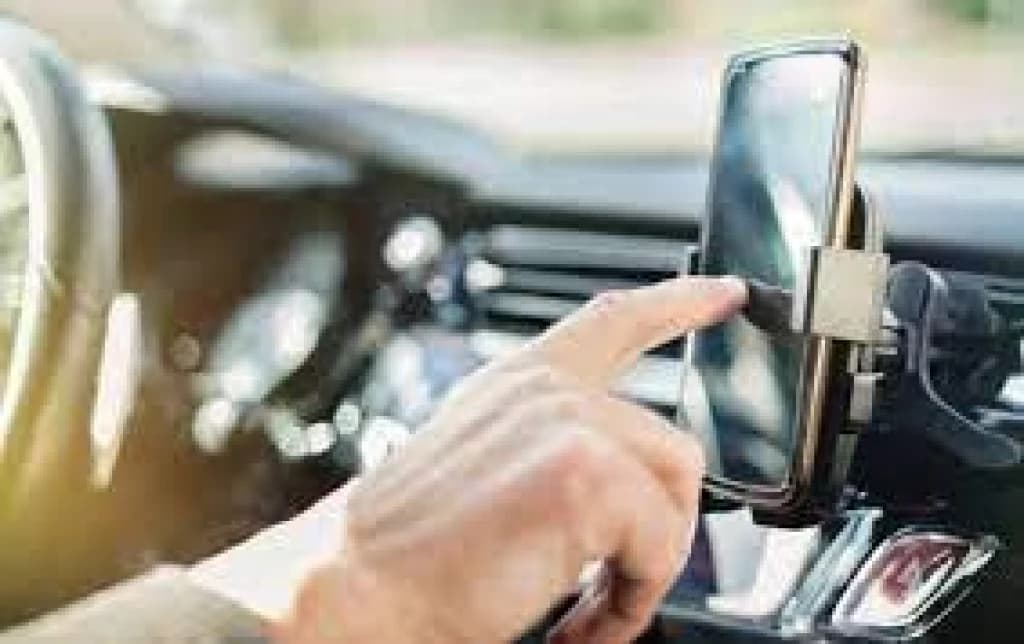 Motorista de aplicativo é assaltado e esfaqueado em SC