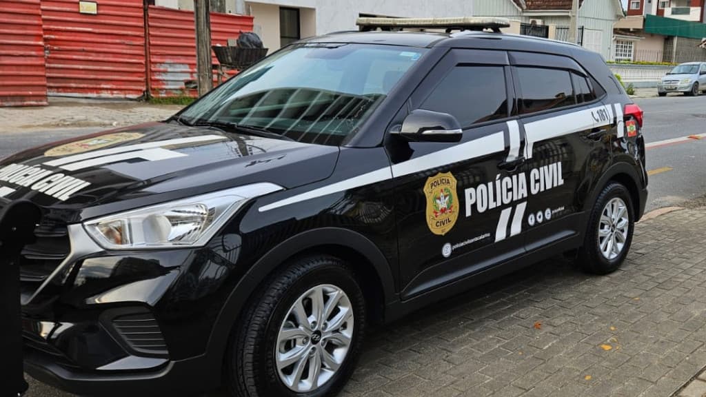 Polícia prende acusados de assassinar homem durante discussão em Palhoça