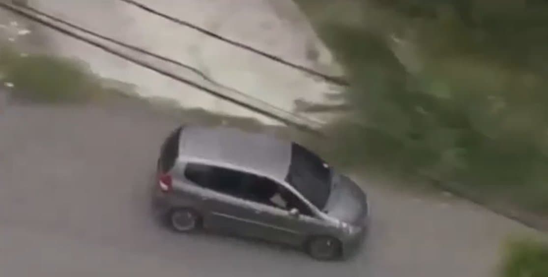 Policial é morto com tiro na cabeça e jogado ladeira abaixo dentro de veículo