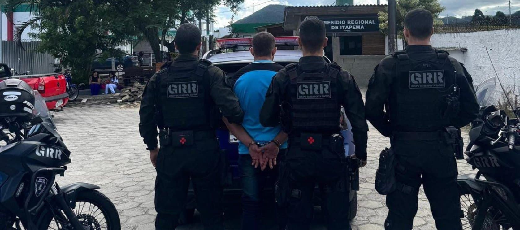 PM aborda entregador em Itapema e descobre condenação 