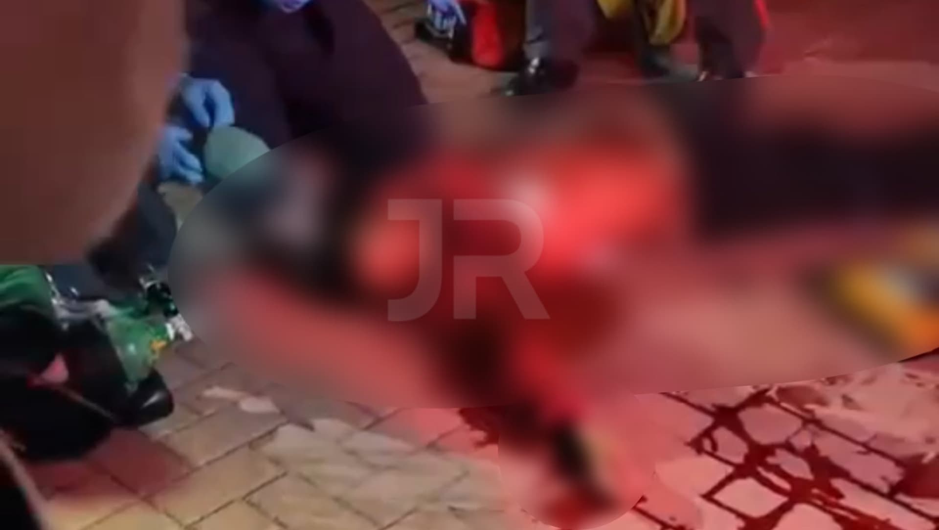 Jovem sofre choque elétrico, desmaia e é reanimado pelos bombeiros em Gaspar