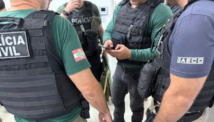 GAECO caça casal líder de facção que lavava dinheiro ostentando vida de luxo em Itapema