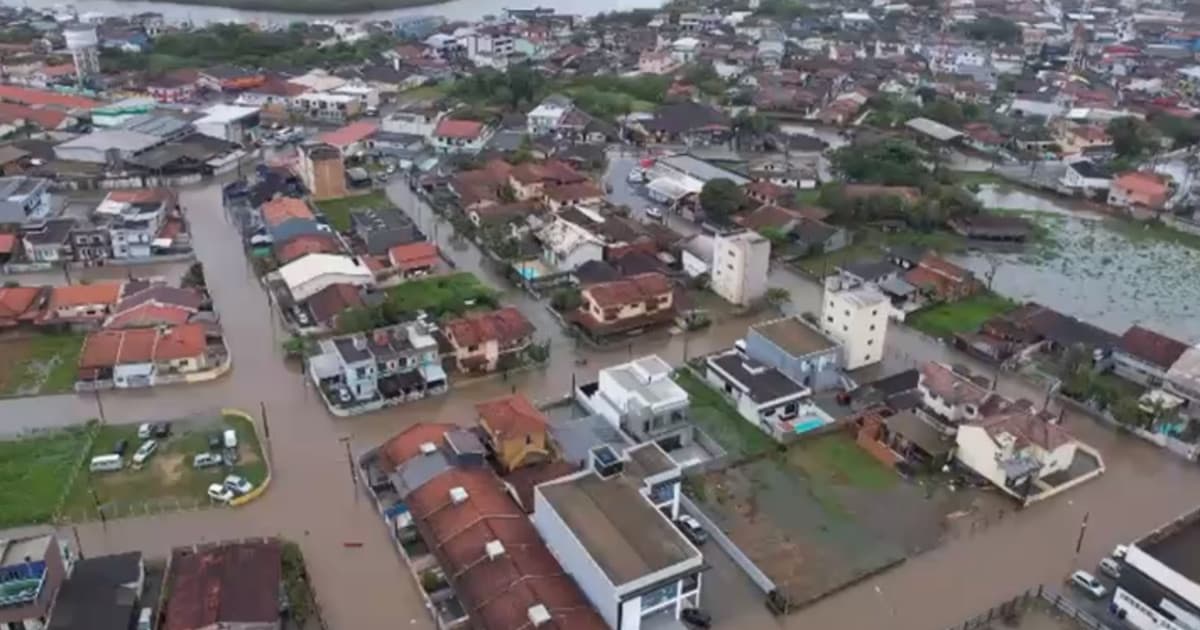 Balneário catarinense declara situação de emergência após fortes chuvas