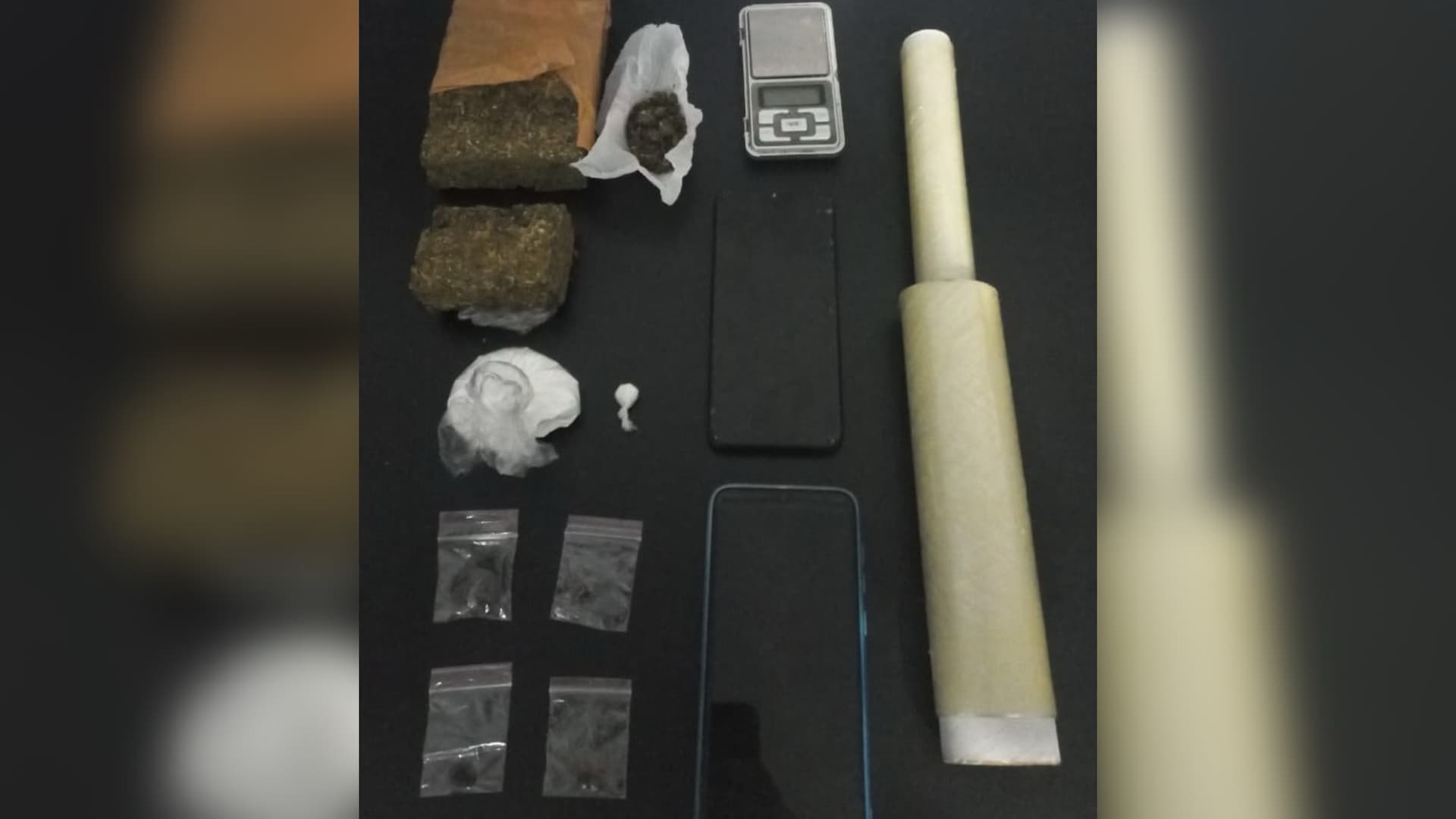 Criança de 11 anos é encontrada sozinha com drogas e casal é preso em Camboriú