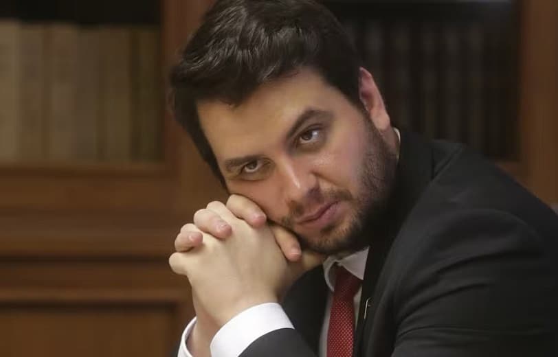 Ex-assessor de Bolsonaro é preso por ordem de Moraes