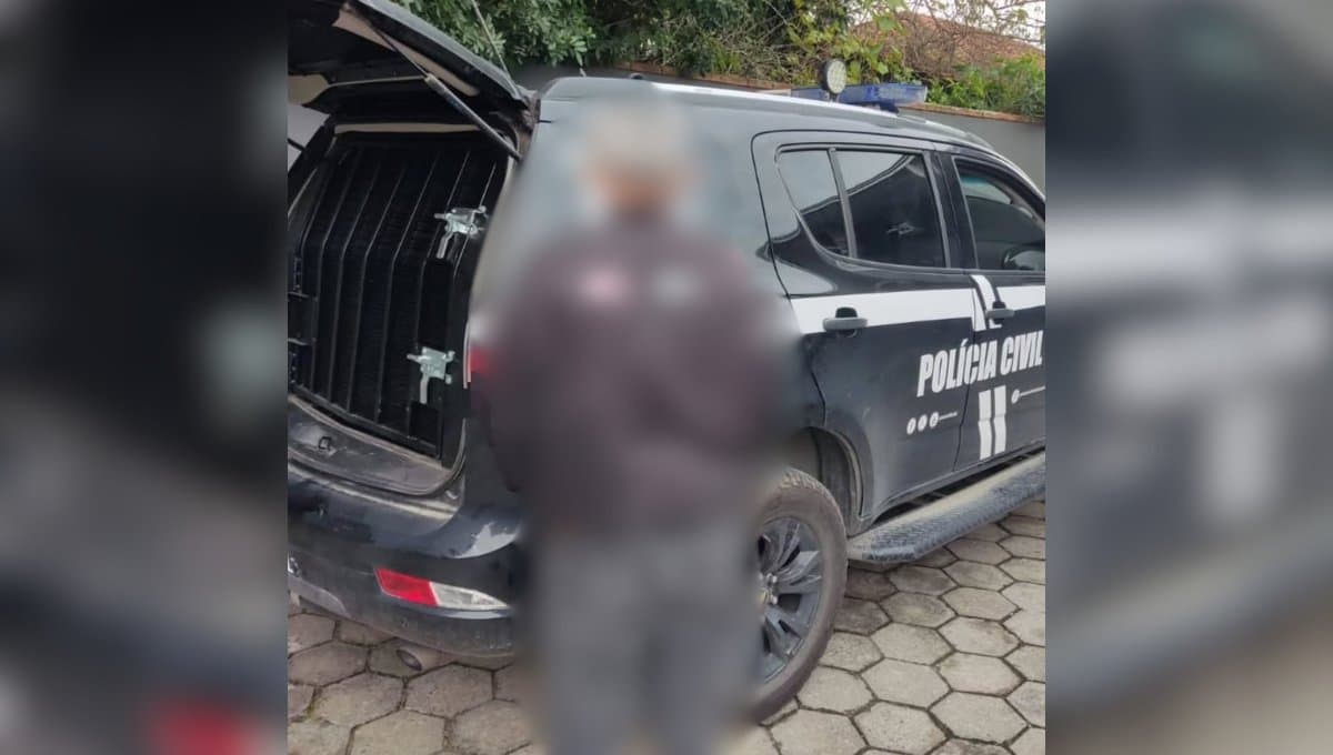 Líder religioso é preso por suspeita de abuso sexual contra adolescentes em SC