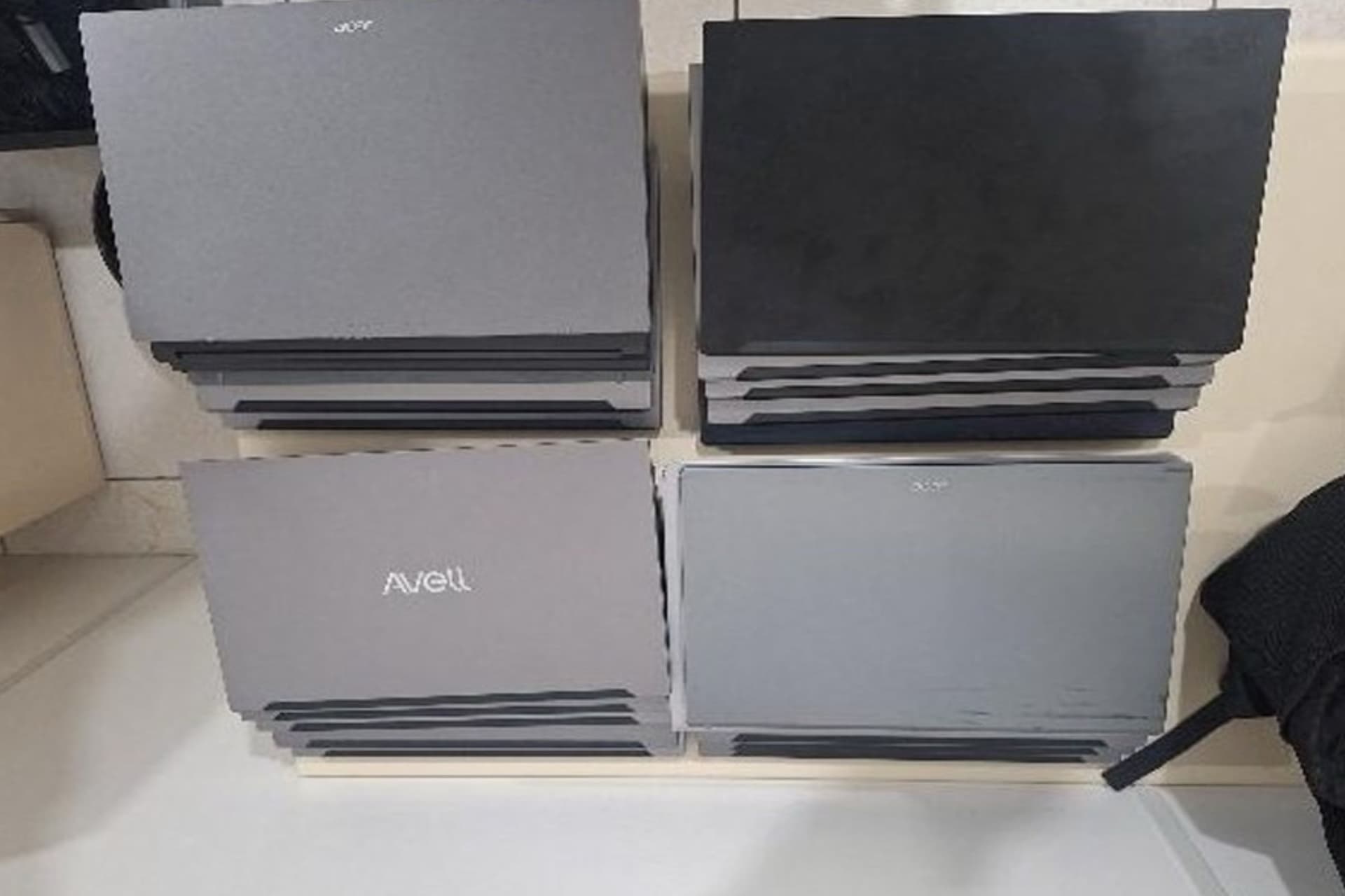 Casal é preso com 21 notebooks furtados avaliados após ação da PM em Gaspar