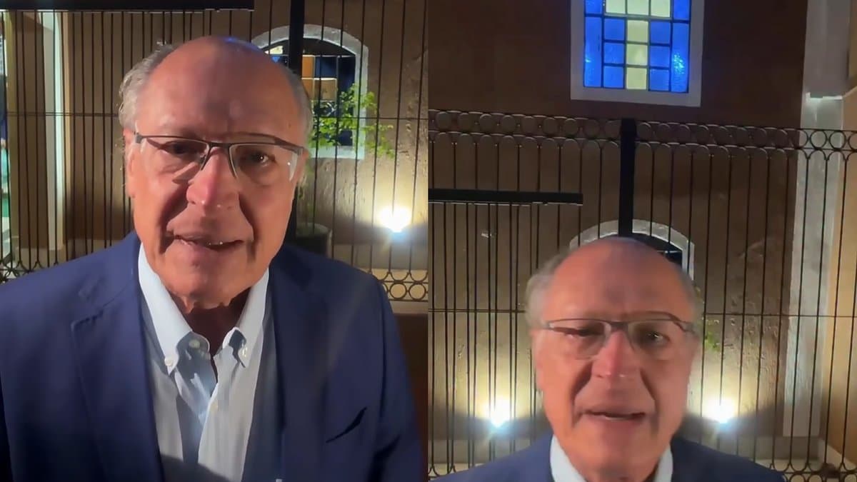 Geraldo Alckmin grava vídeo em frente a igreja