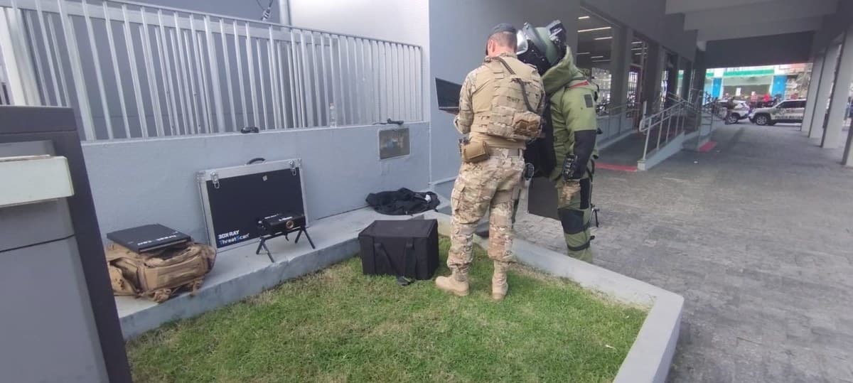 Suspeita de bomba no Bradesco: mala que mobilizou o BOPE em Joinville pode ser de morador de rua