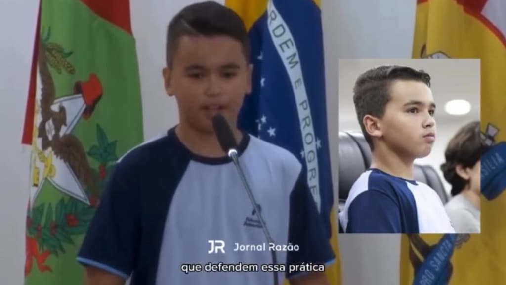 Menino de 13 anos faz discurso surpreendente em Santa Catarina