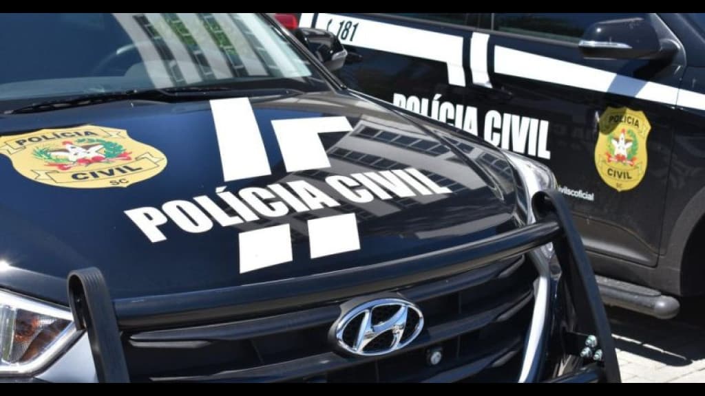 Idoso foragido da Justiça por estuprar criança de 10 anos é preso em SC