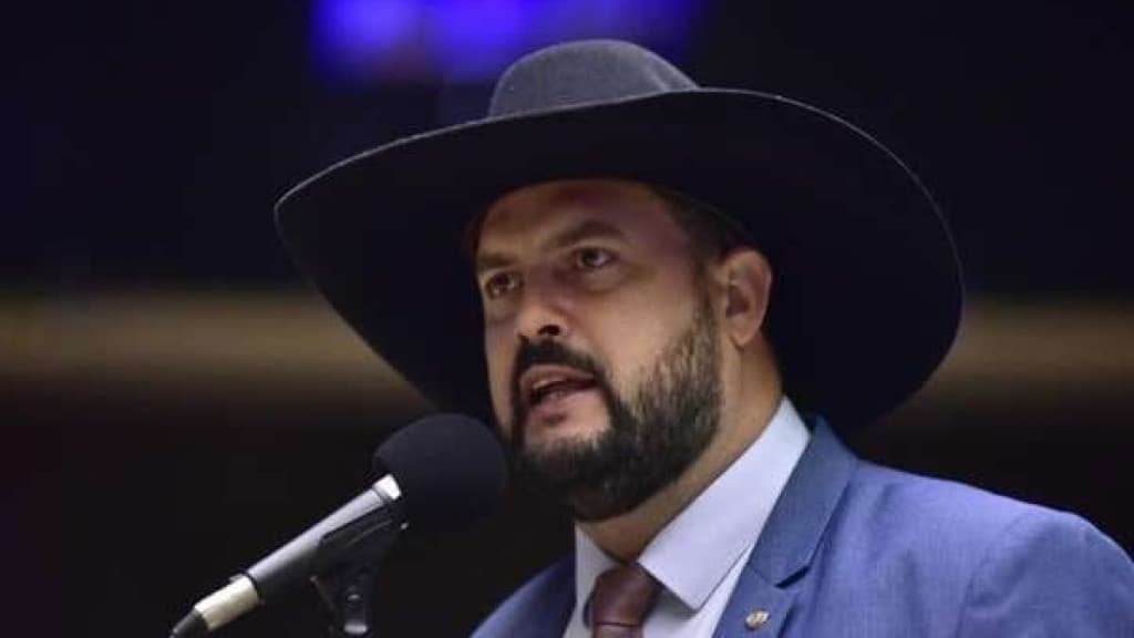 Deputado Zé Trovão pede suspensão de jogos violentos no Brasil