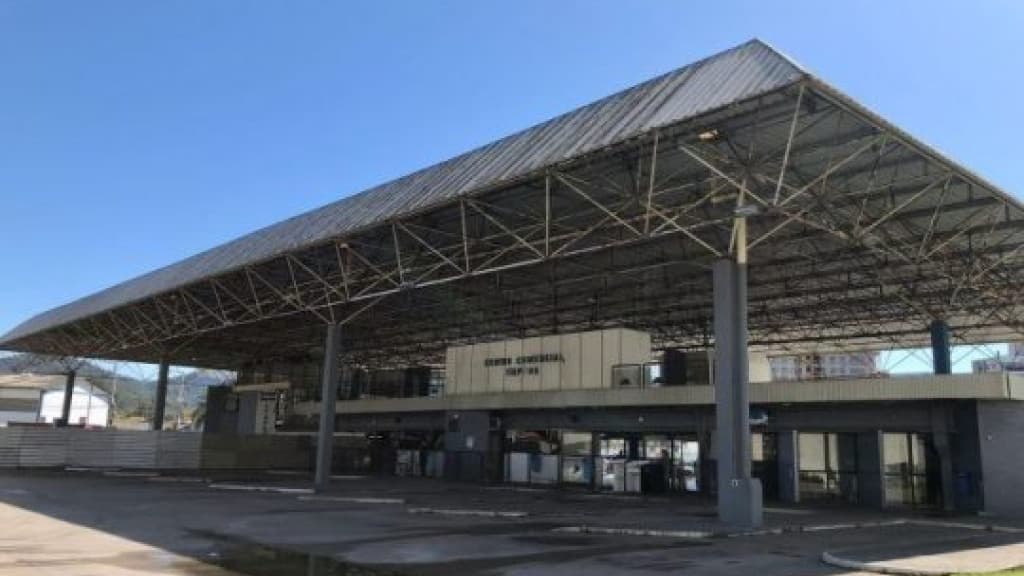 Rodoviária de Itapema deve ficar pronta em 90 dias, diz prefeita