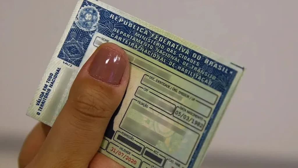 SC vai distribuir 30 mil carteiras de habilitação gratuitamente; entenda