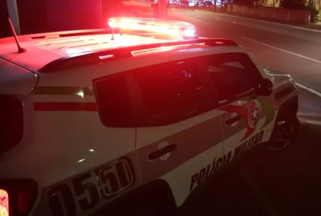 Foragido por torturar e estuprar adolescente é preso em SC