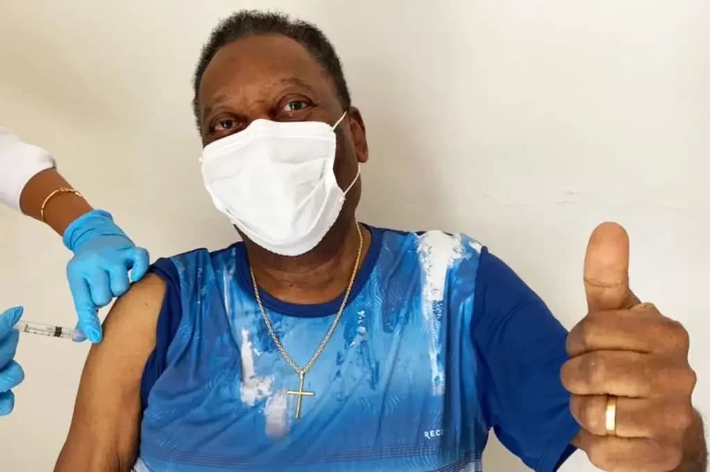 Hospital divulga boletim médico de Pelé; rei do futebol tem melhora progressiva
