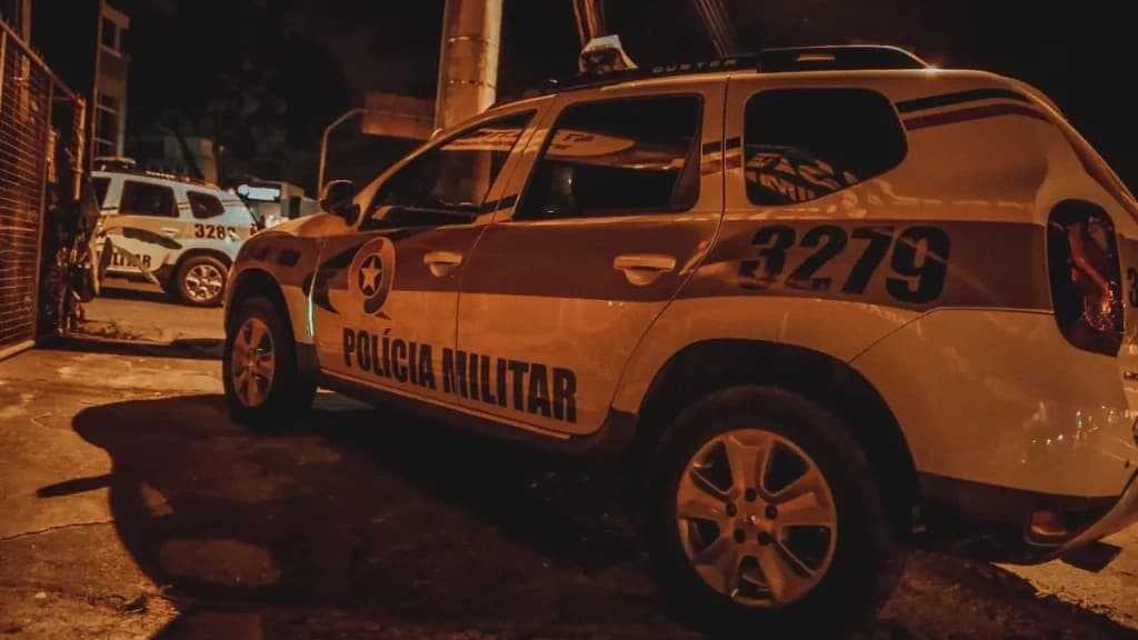 Homem foge após esfaquear mulher e acaba preso em rodovia de Brusque