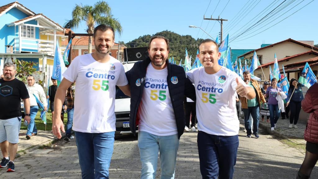 Em Bombinhas, Alexandre dispara com 66% em ampla margem contra opositores