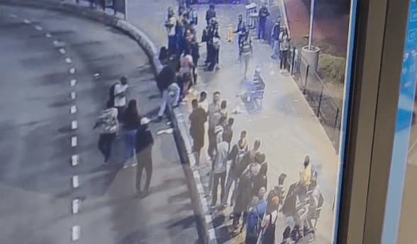Bomba explode em terminal de ônibus em São Paulo e espalha pânico entre passageiros