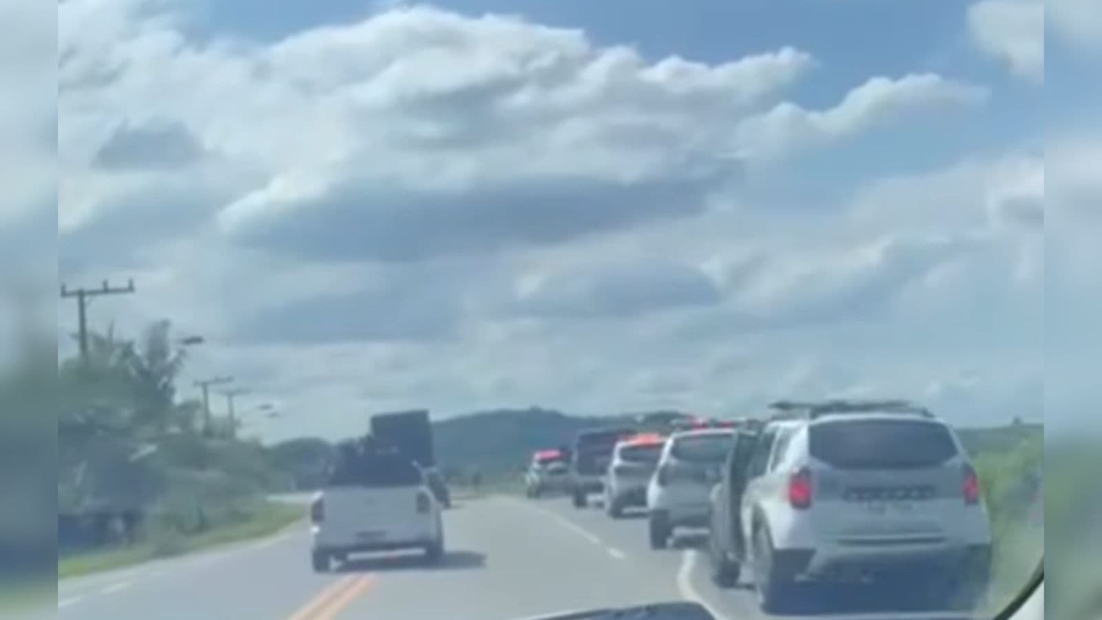 Polícia recupera caminhonetes roubadas em menos de três horas após assalto em Jaraguá do Sul