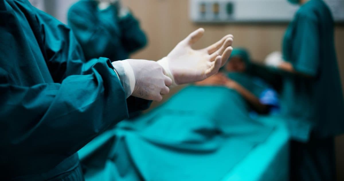 Filho que deixou mãe em estado vegetativo após espancamento brutal pega 22 anos de prisão em Brusque