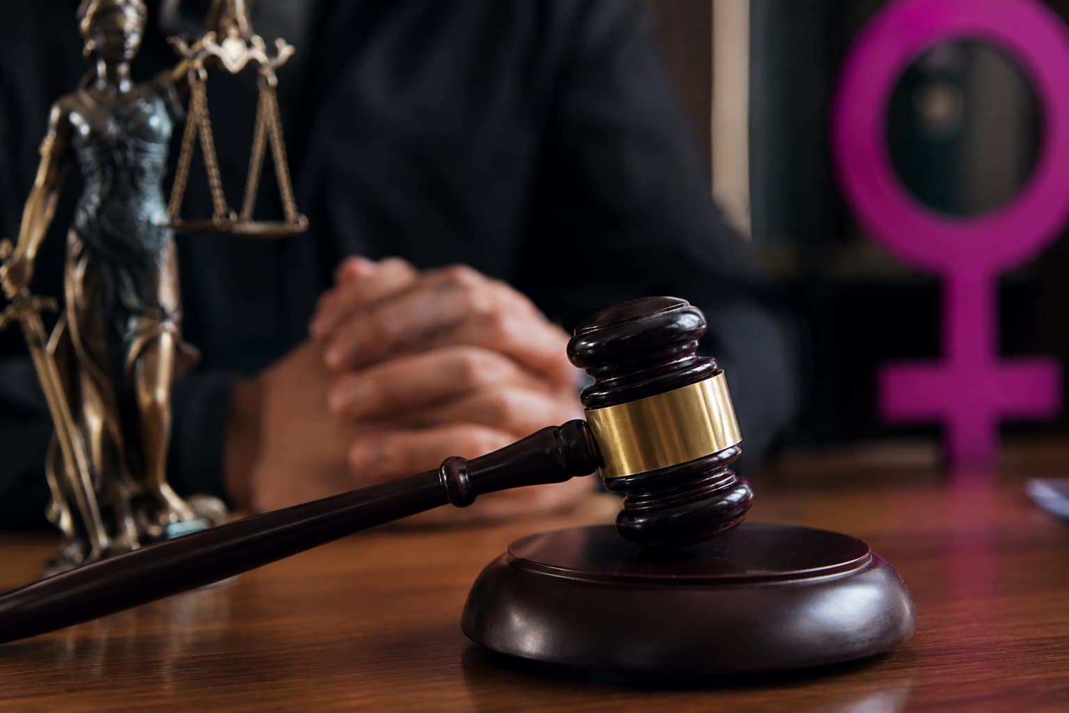 Condenado a 35 anos homem que tentou matar companheira e causou perda da visão de vítima