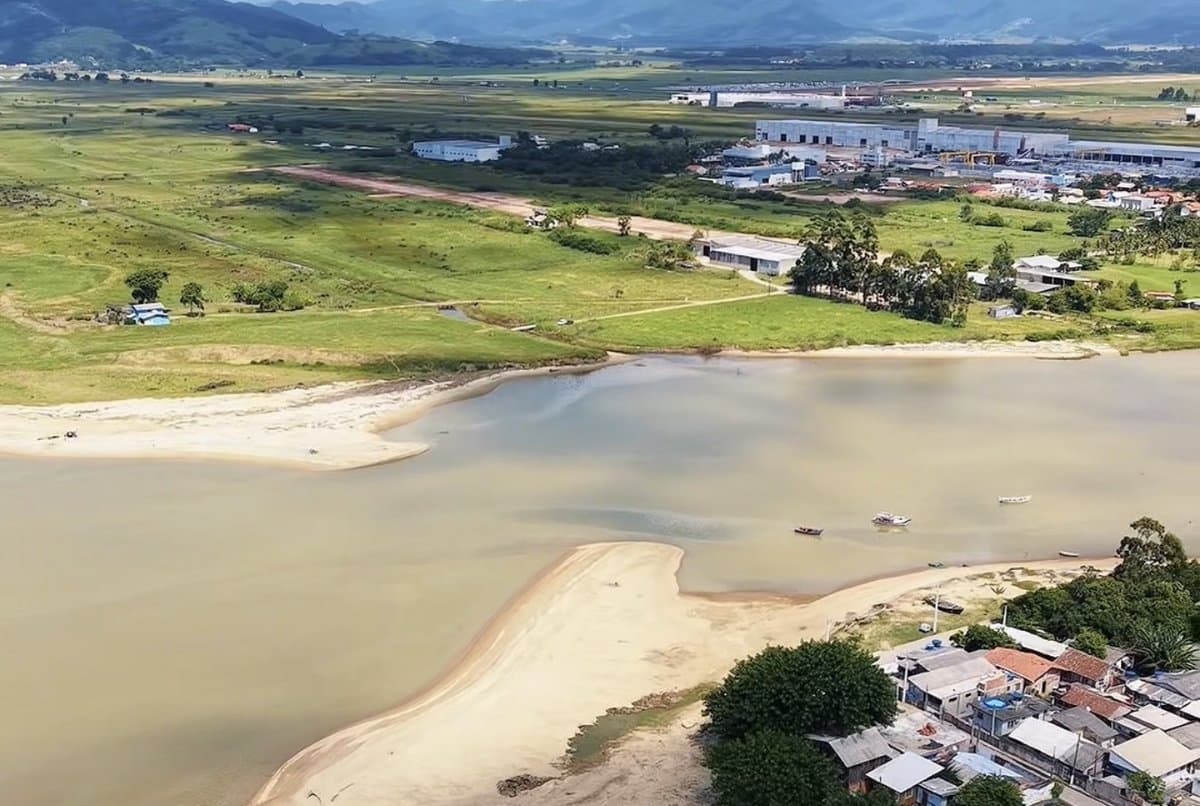 Tijucas abre licitação de R$ 45,6 milhões para molhes e dragagem do Rio Tijucas com dinheiro de empréstimo