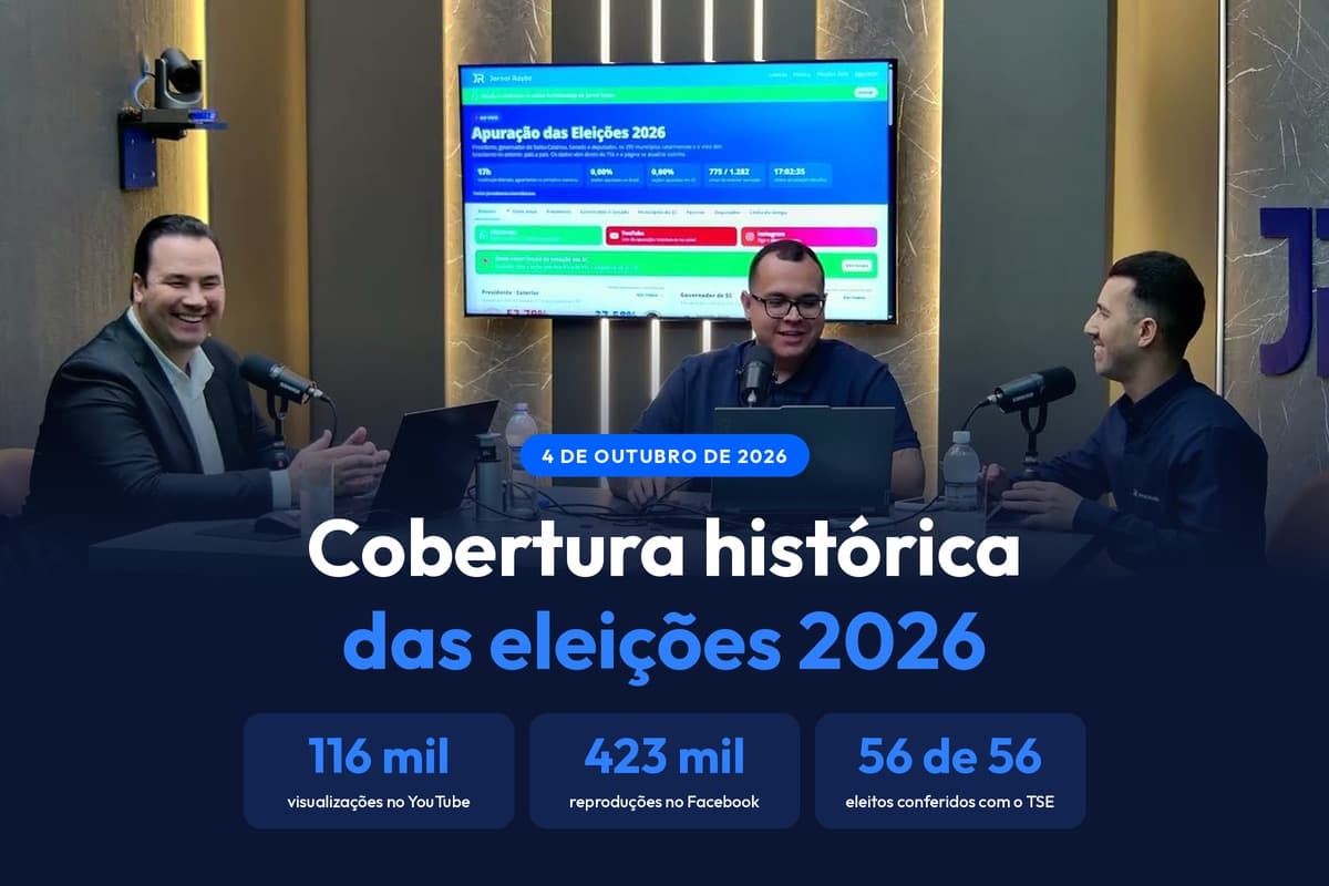 Bancada do Jornal Razão na transmissão da apuração das eleições 2026